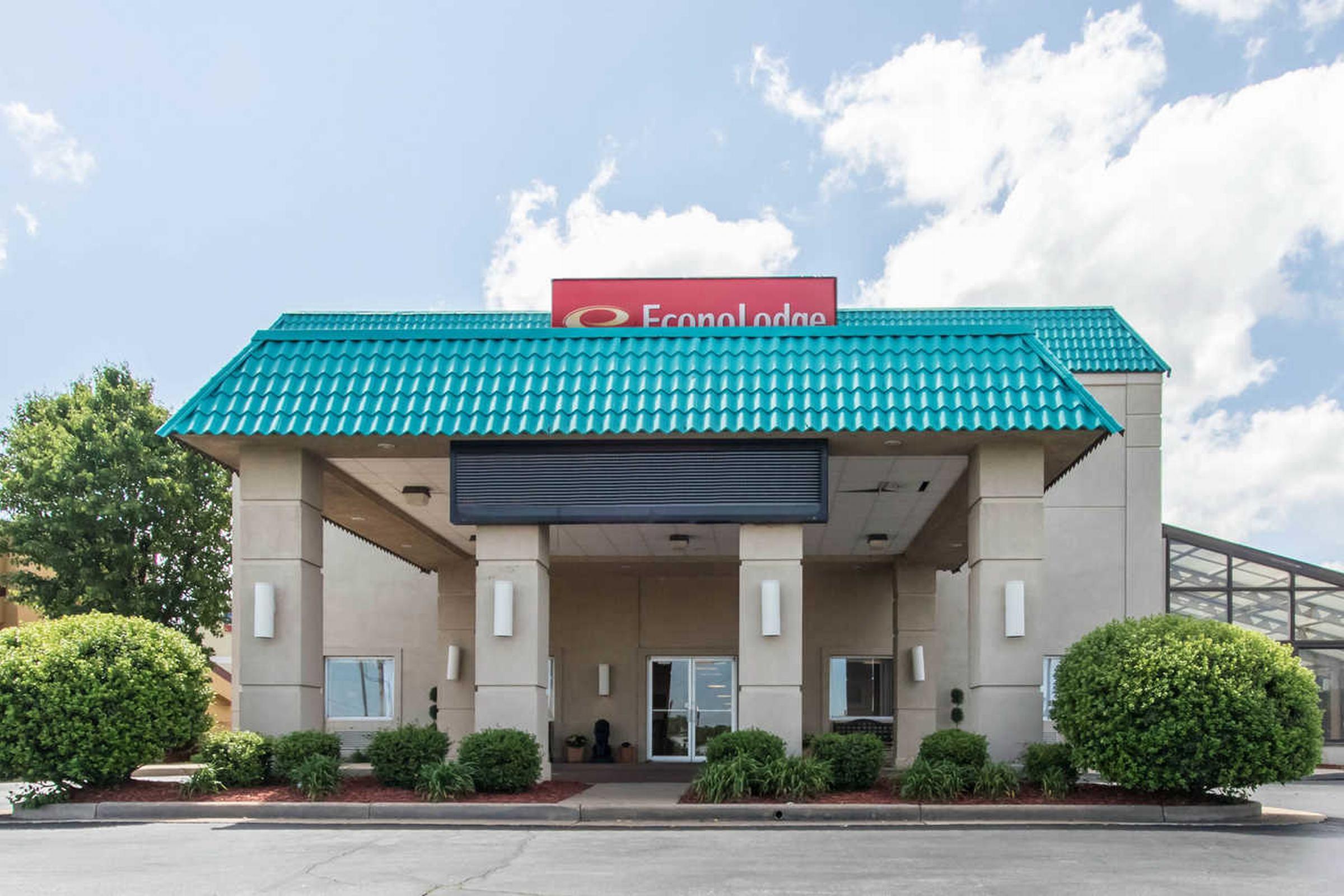Econo Lodge Inn & Suites Джоплин Экстерьер фото